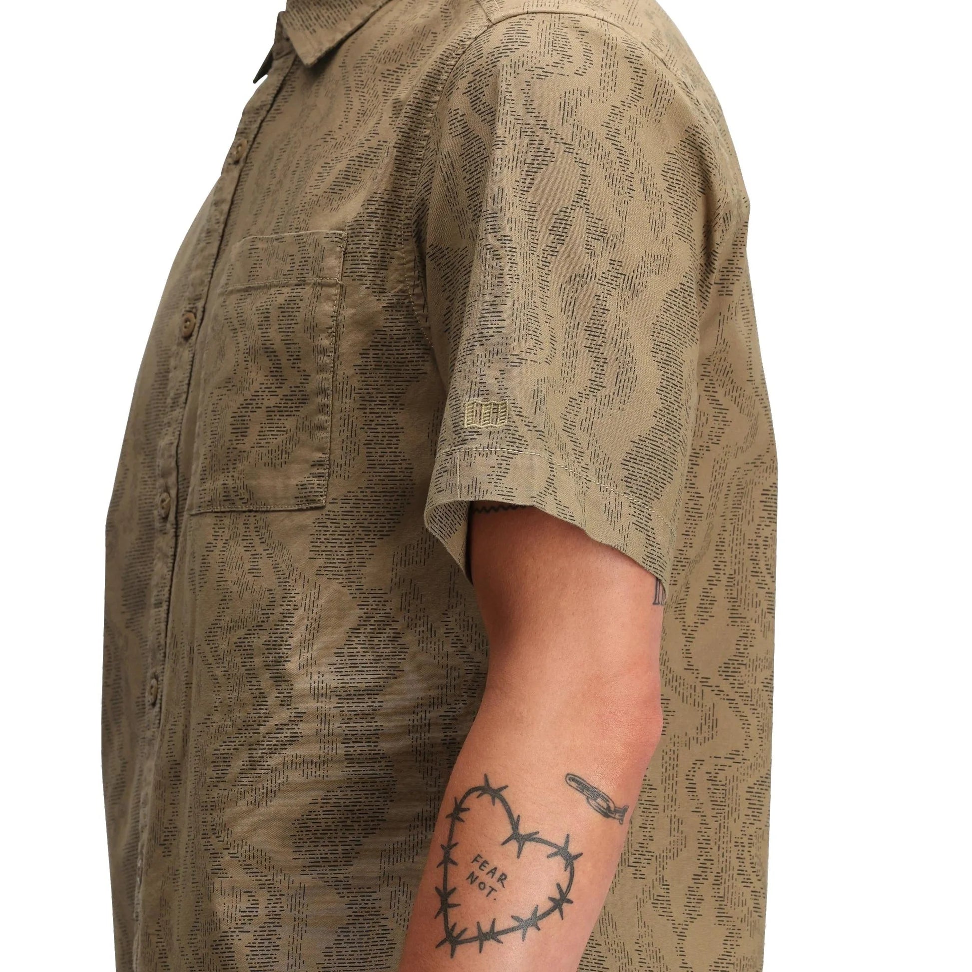 Men's Dirt Desert Short Sleeve Shirt