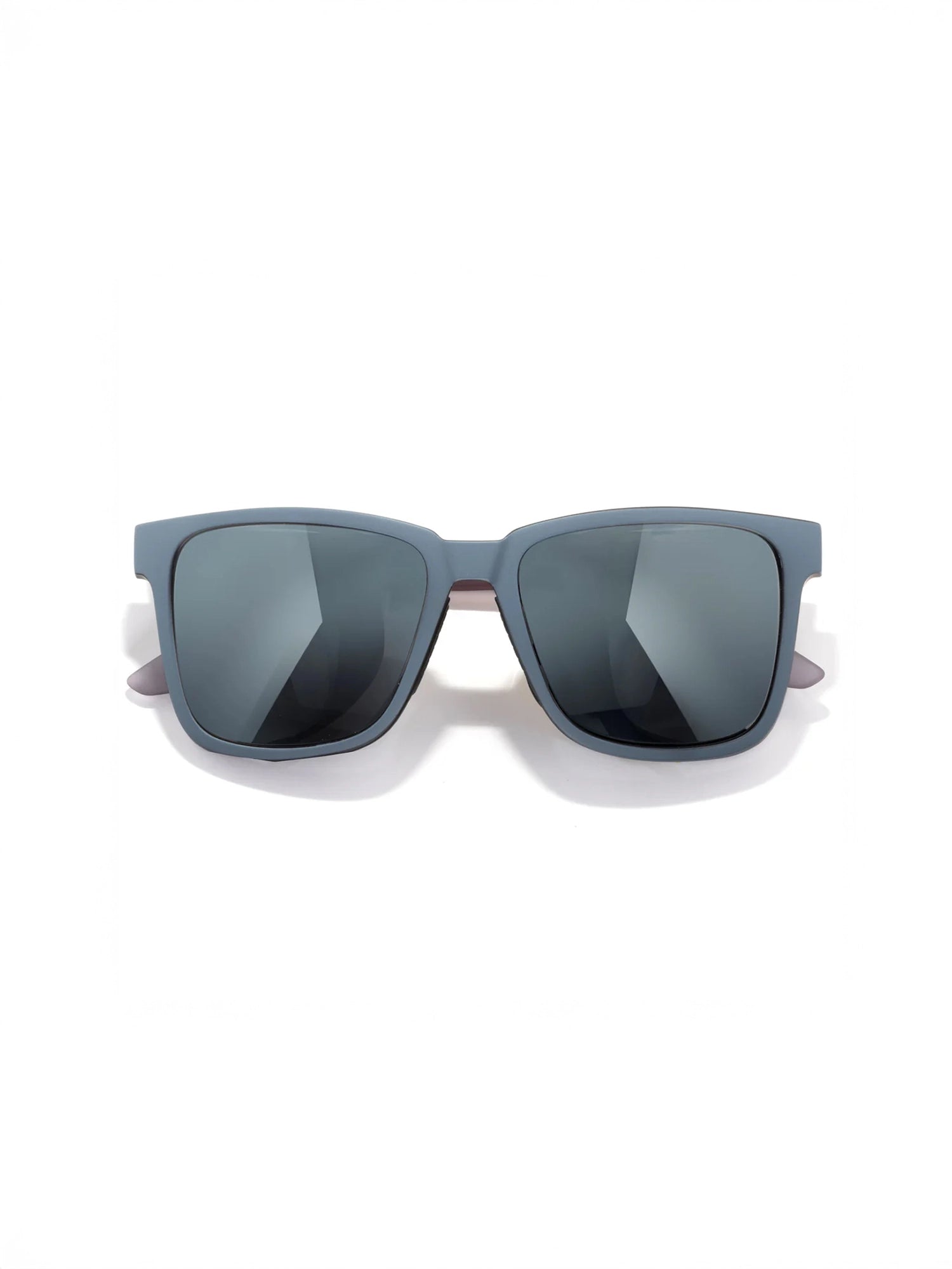color:storm silver cat 4