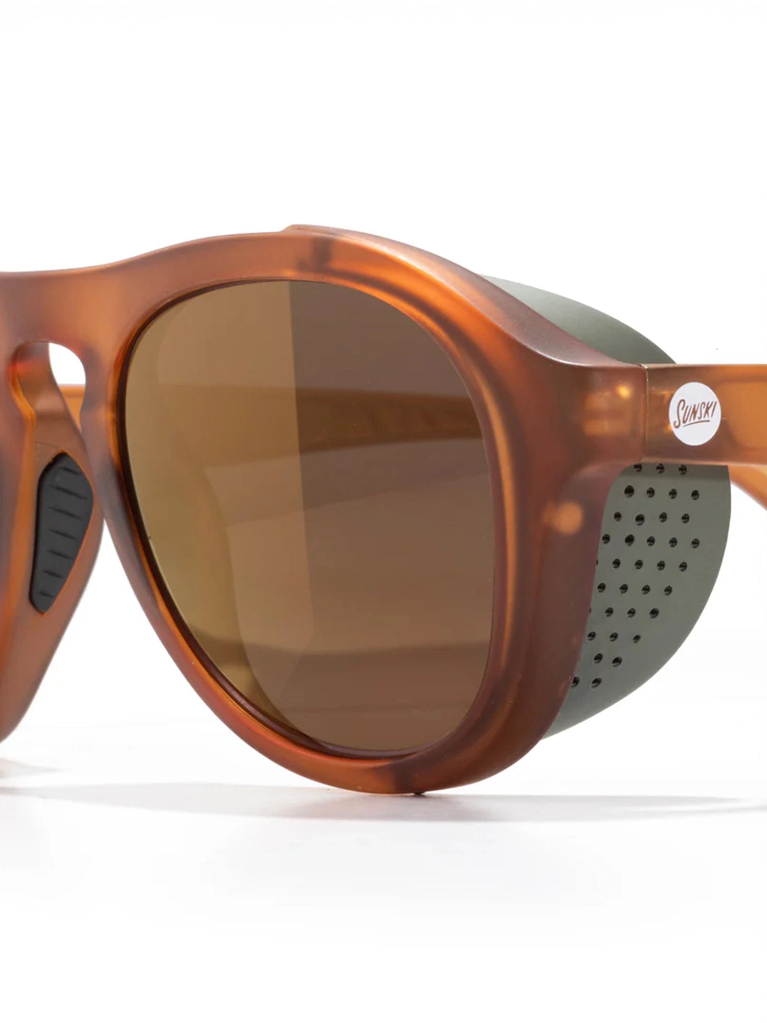 color:rust bronze