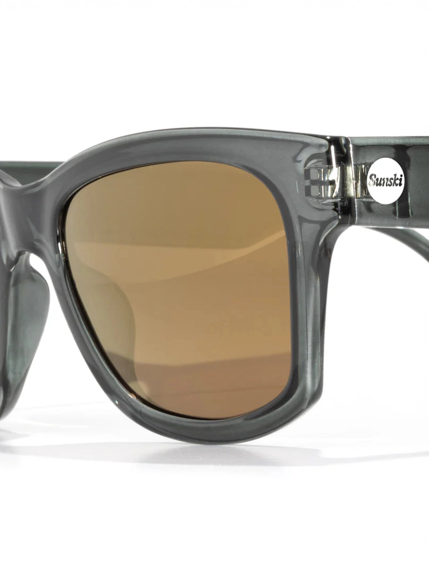 color:pine bronze