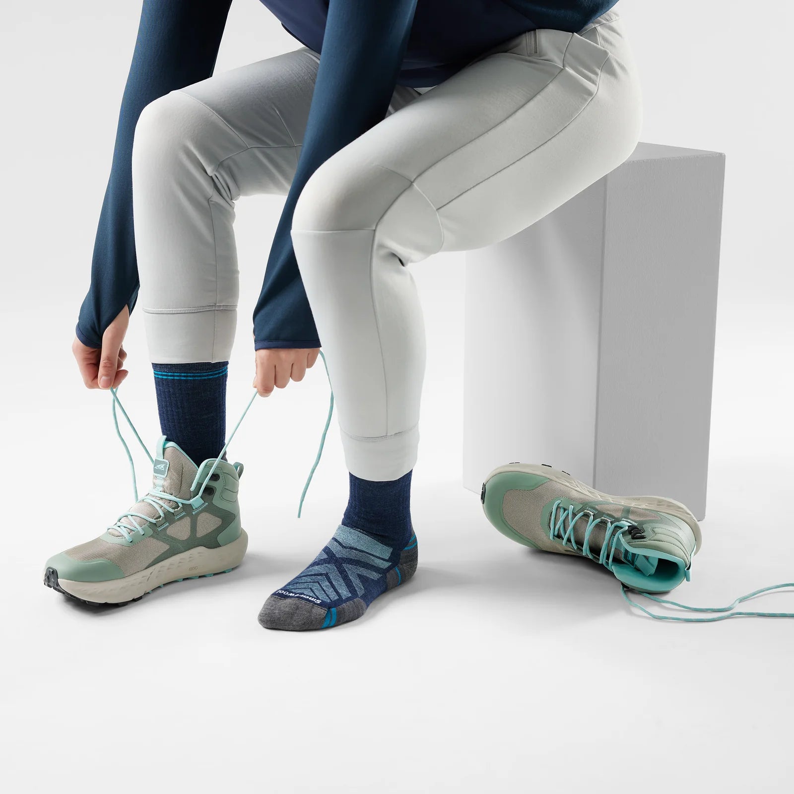Women's Hike Crew Socks Targeted Cushion