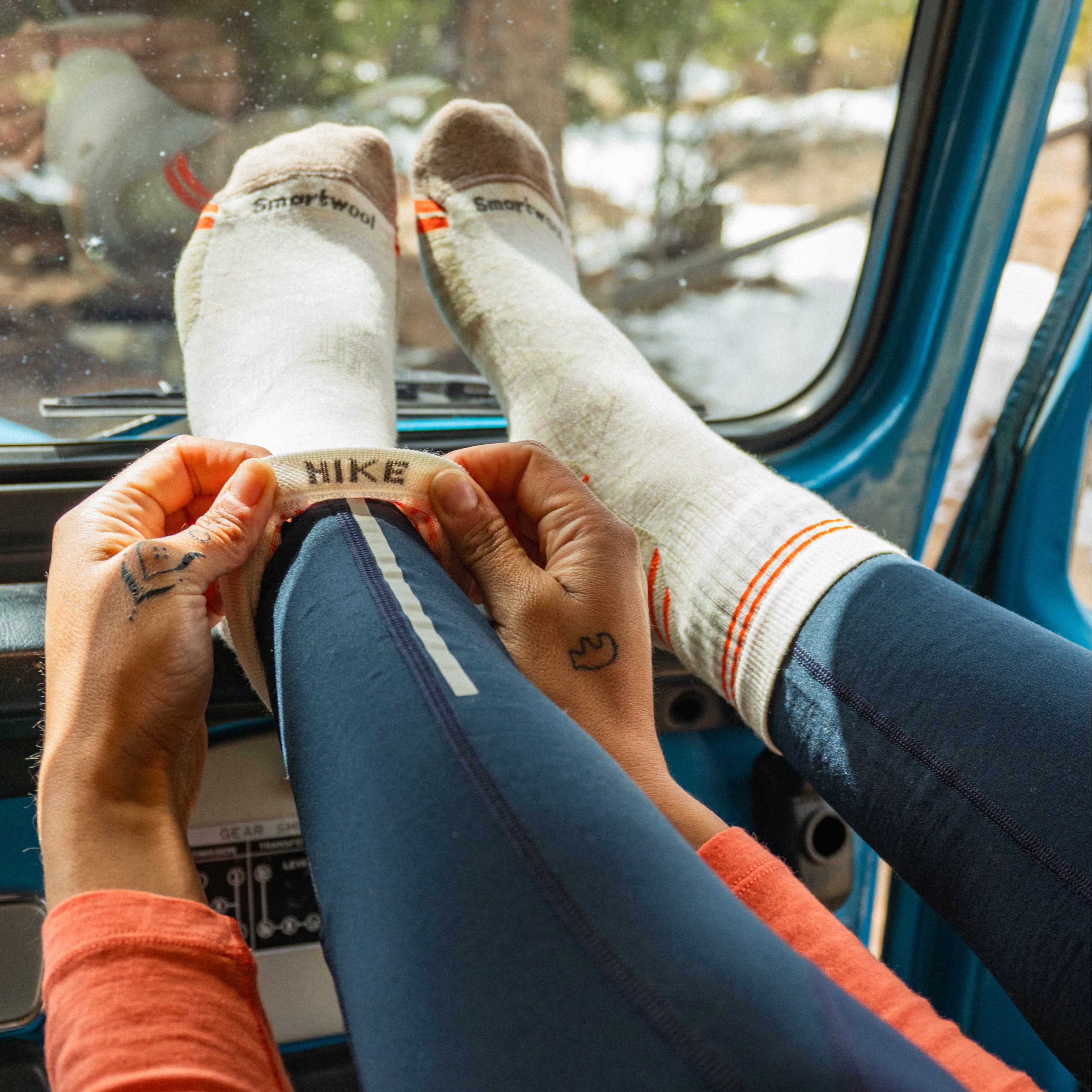 Women's Hike Mid Crew Socks Targeted Cushion