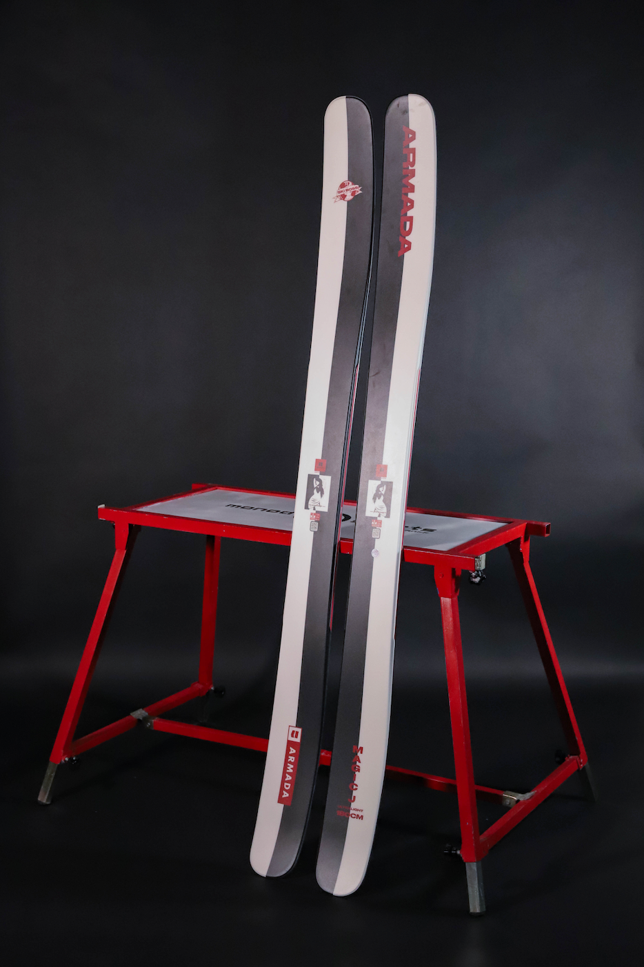 Armada Magic J UL Skis 2024