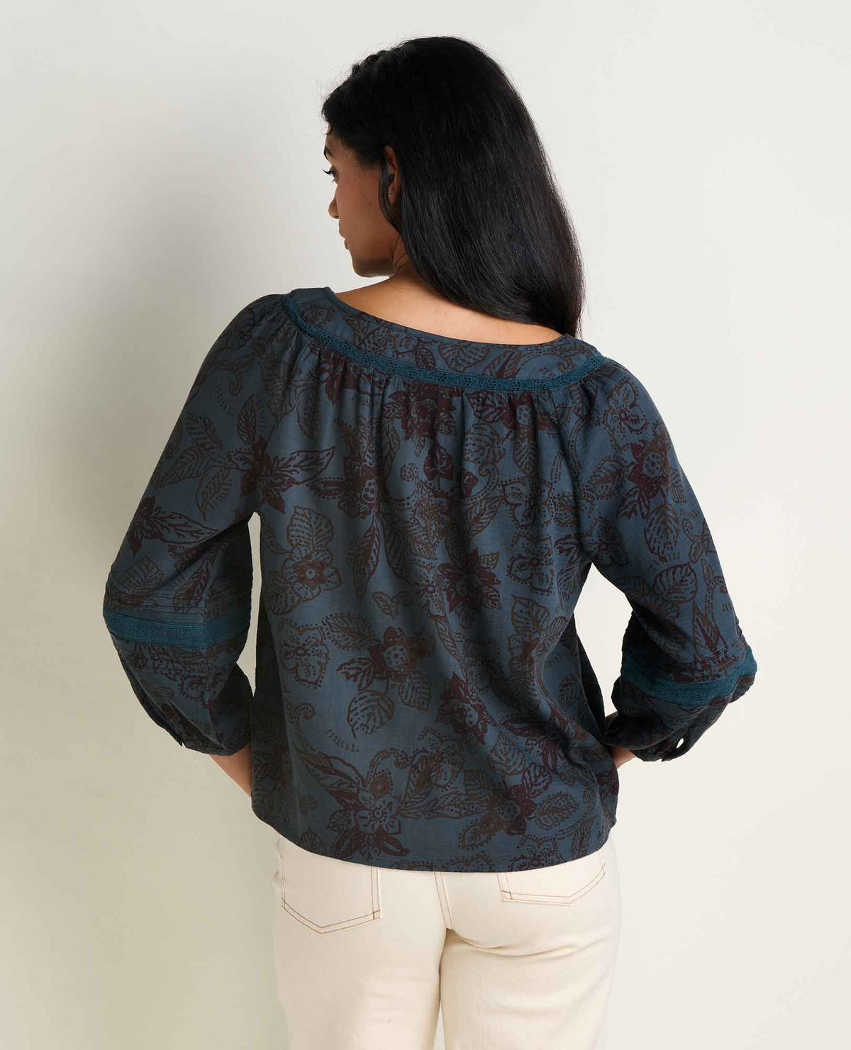 Women’s Manzana Peasant LS Shirt product image