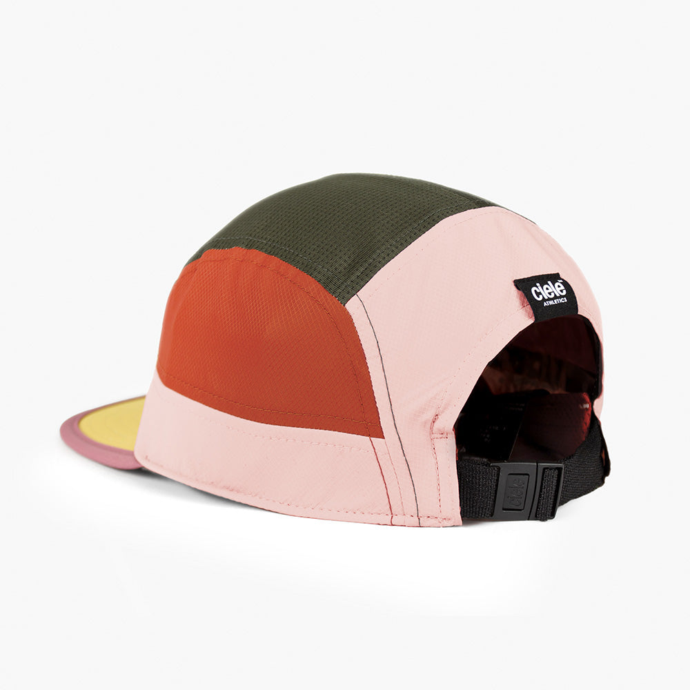 GoCap Field Iconic Bar Hat