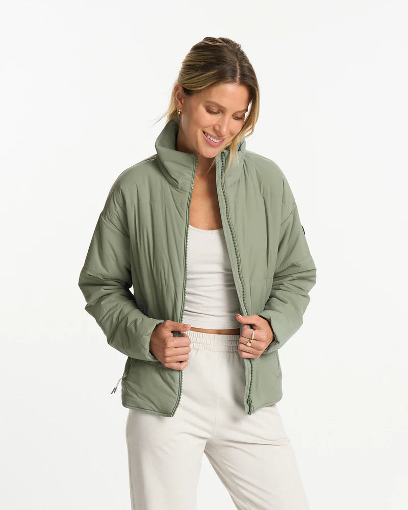 Insulated deals jackets women's