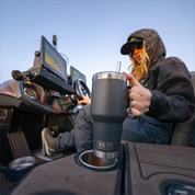 Rambler 35oz Mug w/ Straw Lid