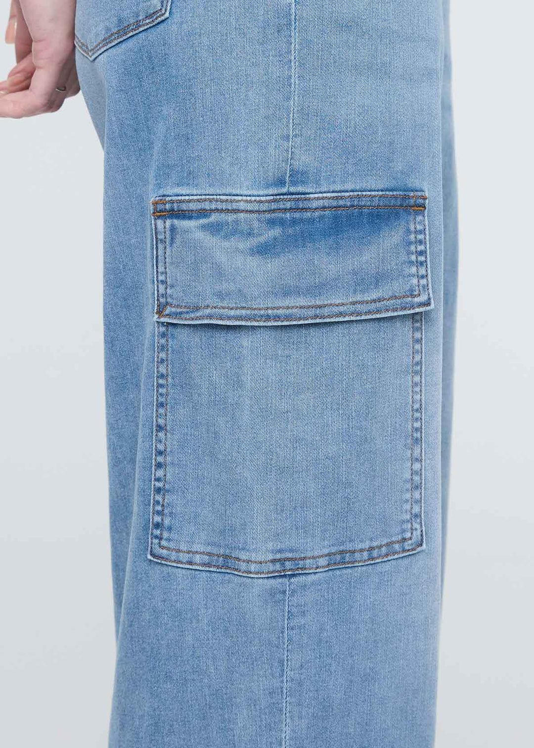 Women's Performance Denim Lite High Rise Cargo Pant