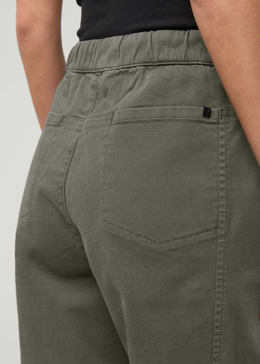 Women's FlexTwill Barrel Pull On Pant