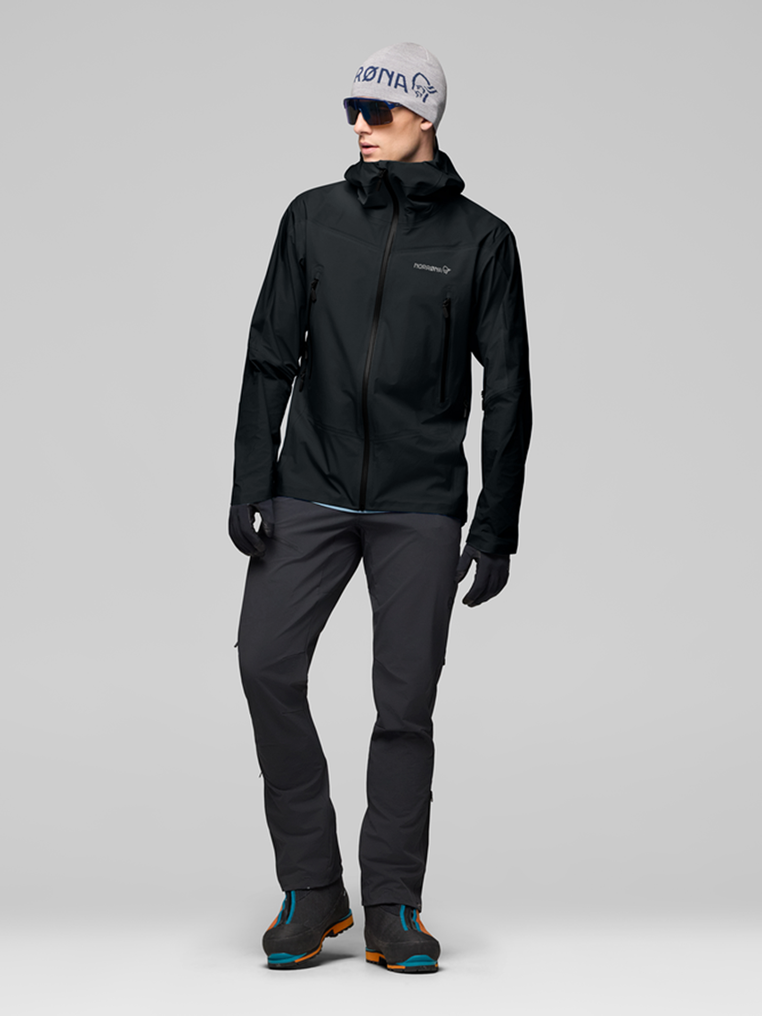 color:caviar black