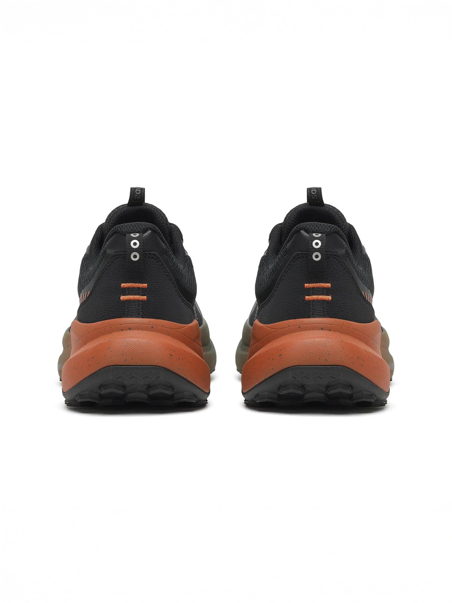 color:black / rust