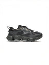 color:black