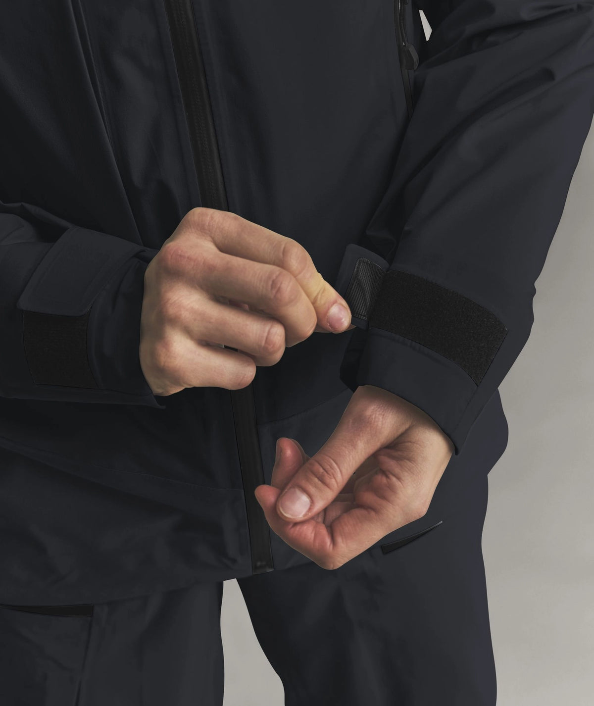 Women’s Ortler Gore-Tex Jacket – Black Raven