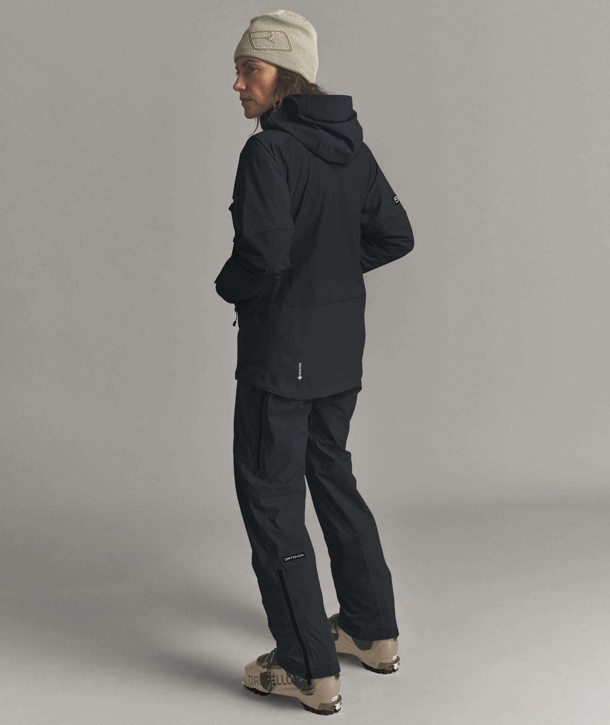 Women’s Ortler Gore_Tex Pant – Black Raven