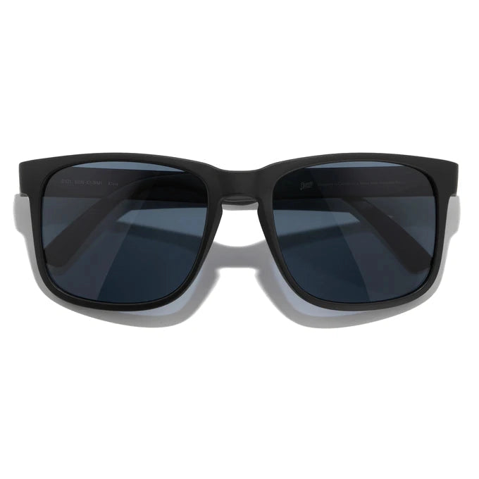 sunski_polarized_sunglasses_kiva_black_midnight_1_680x_21d44a1d-7e11-4bf5-bb61-4fb68ae7128b.webp