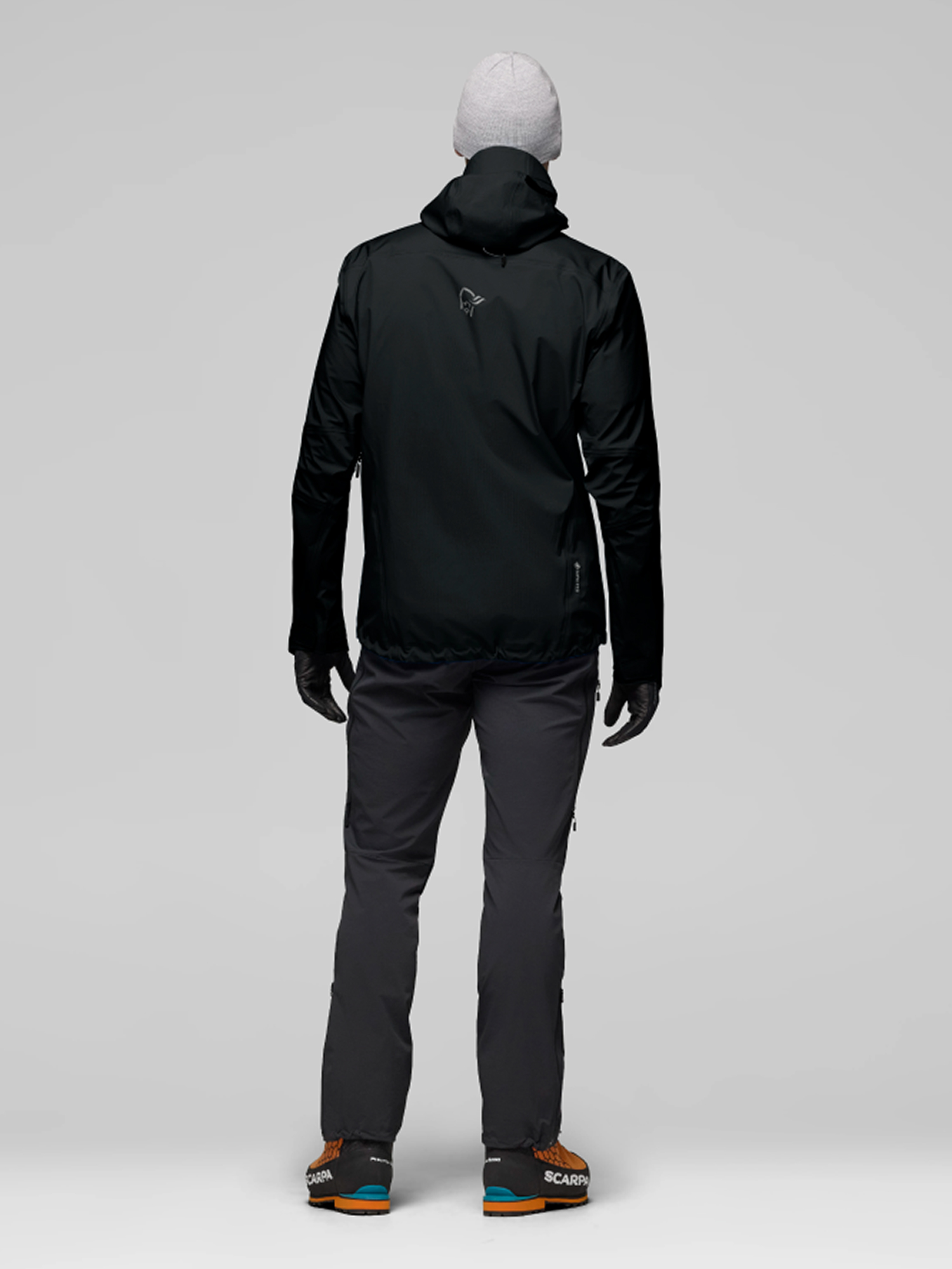 color:caviar black