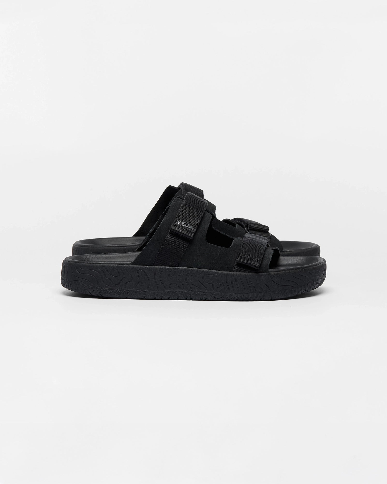 color:full black