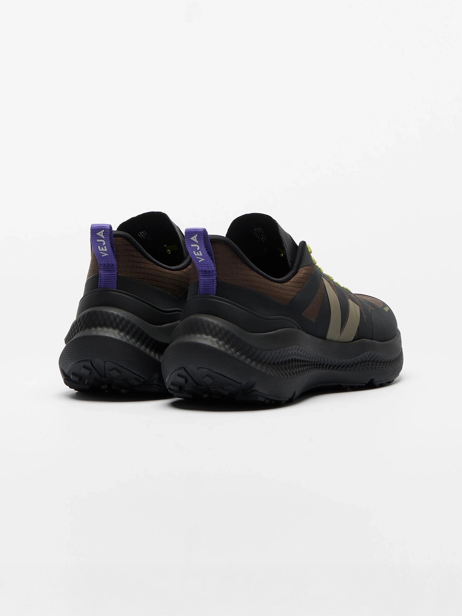 color:eagle / black
