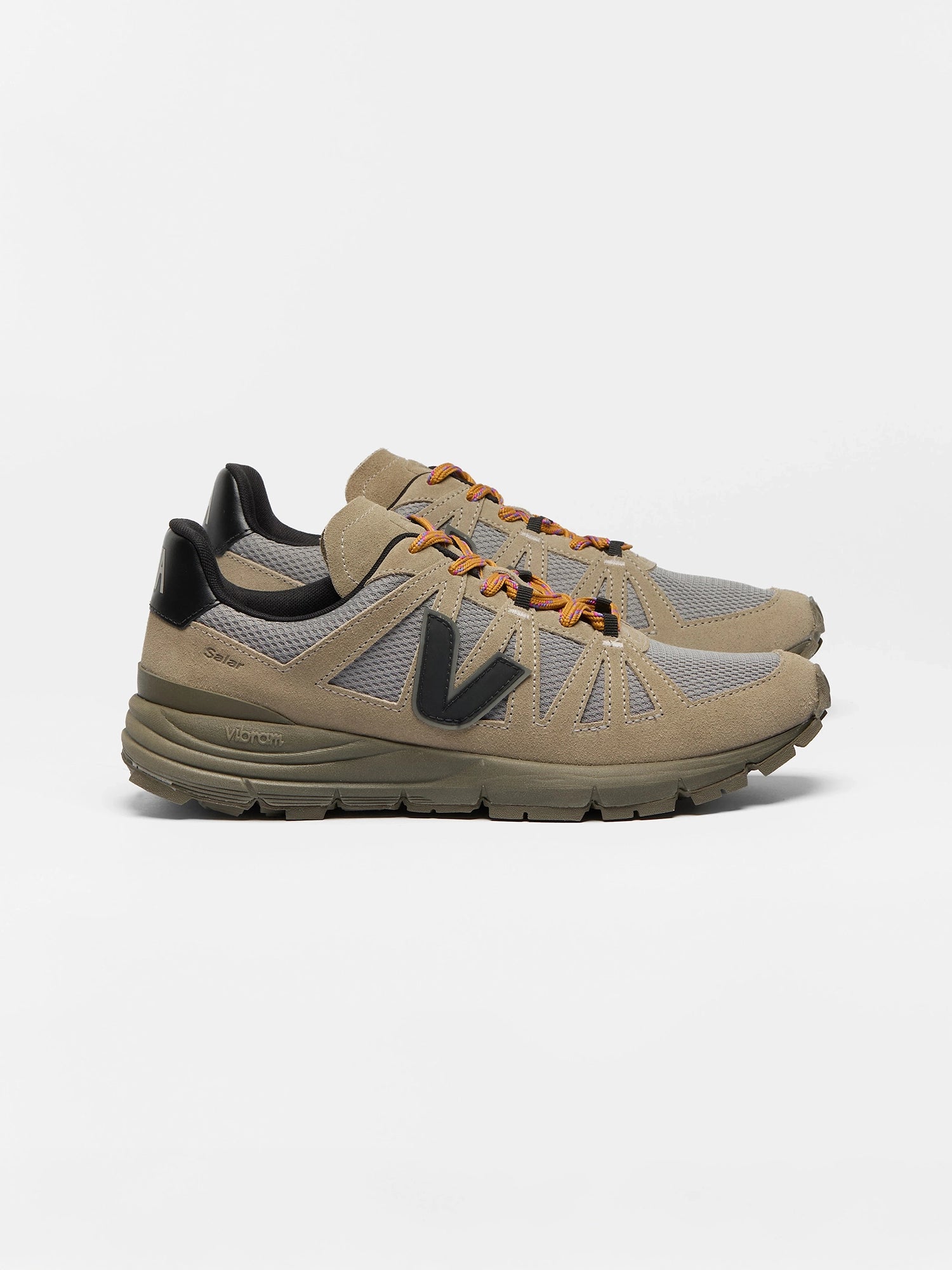 color:ardoise / taupe / black