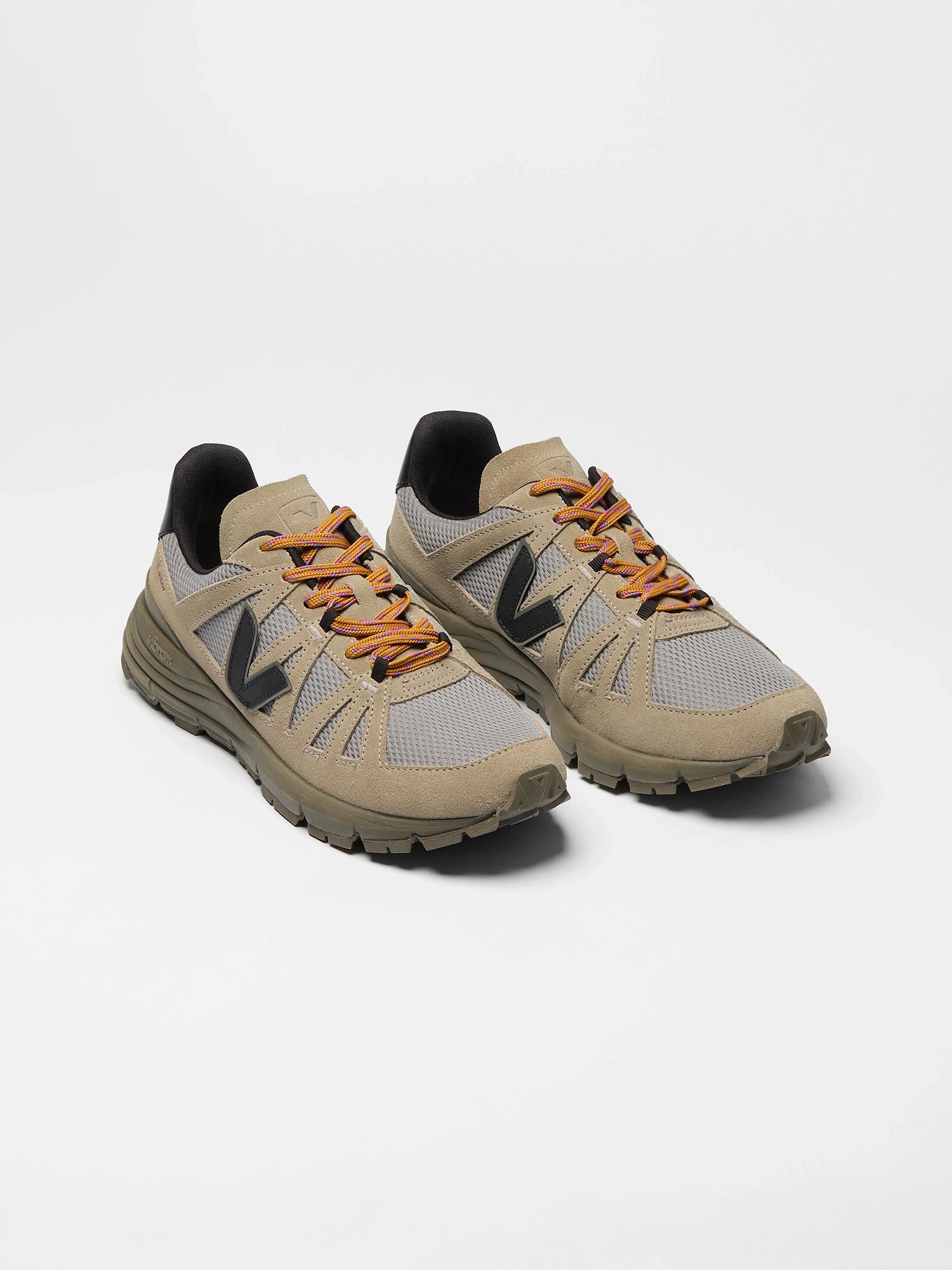 color:ardoise / taupe / black