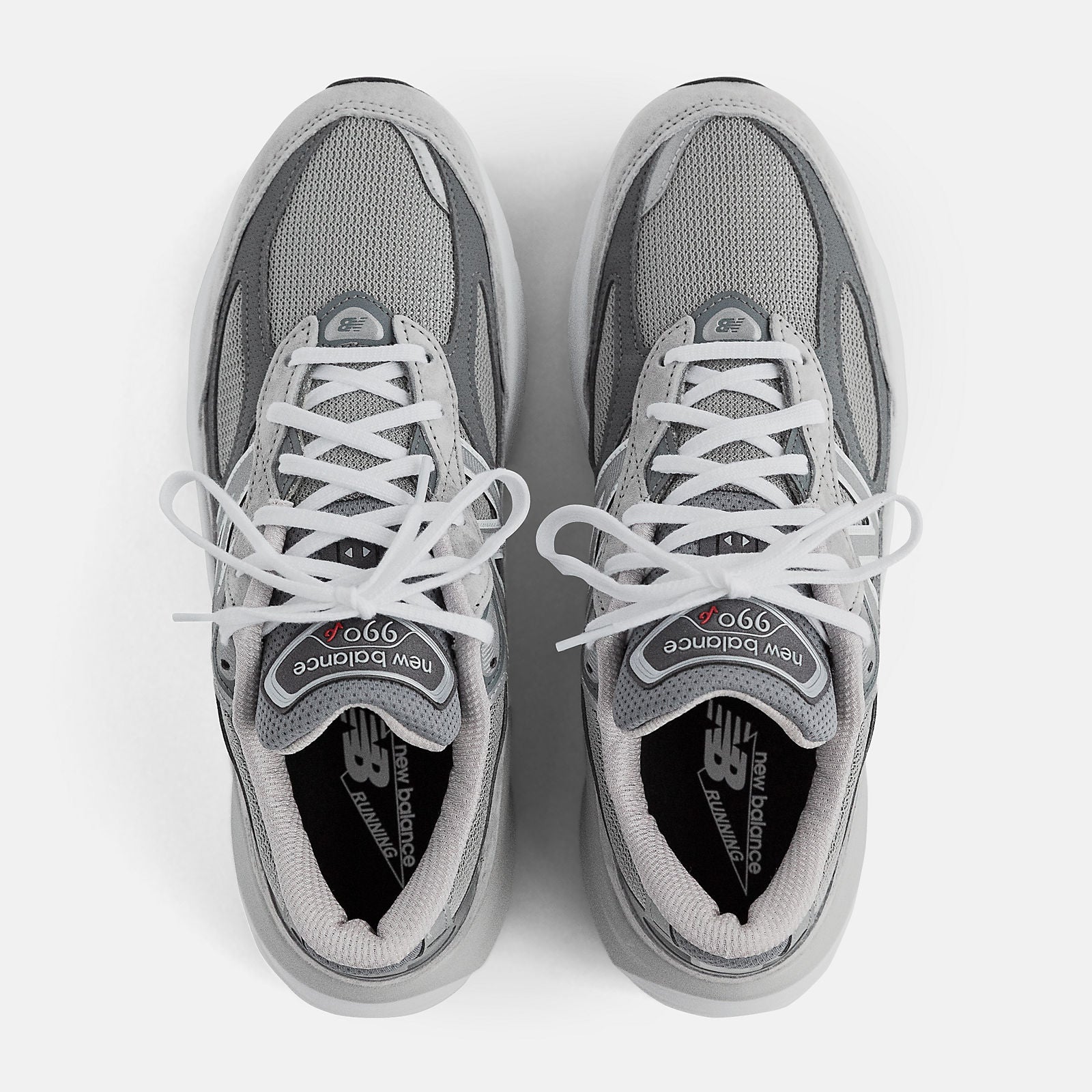Women's 990v6 Shoes