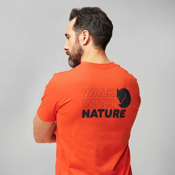 walk_with_nature_t-shirt_m_12600216-214_e_model_fjr.webp