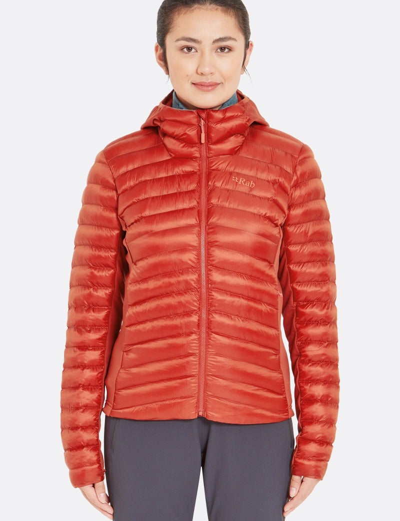 womens_cirrus_flex_hoody_tuscanred_qip_32_trd_model_crop_front.jpg