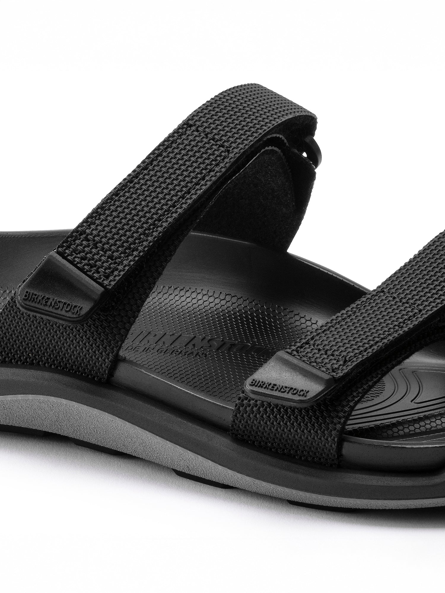 color:futura black
