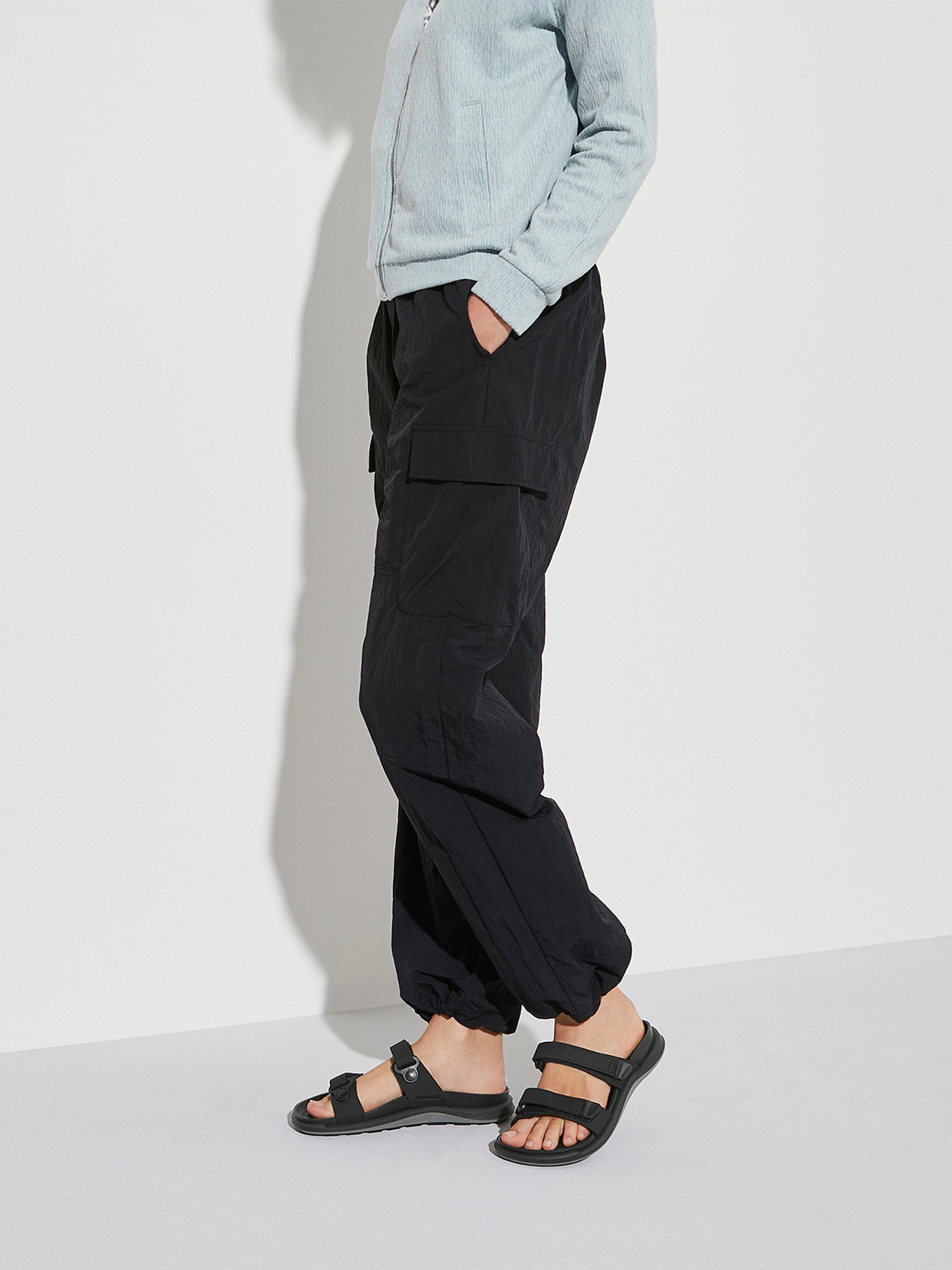 color:futura black