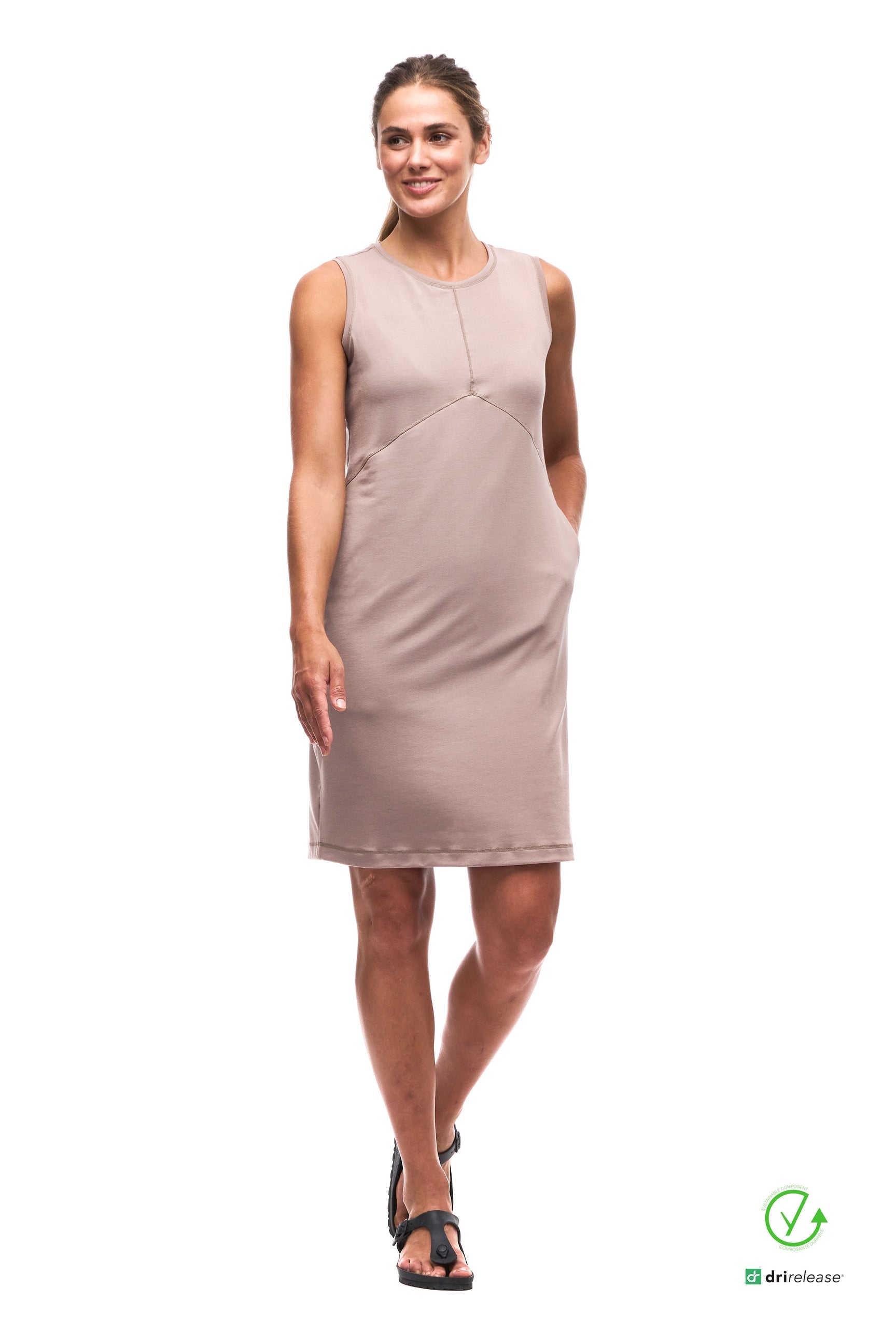 Women's Leveza Dress (Past Season)